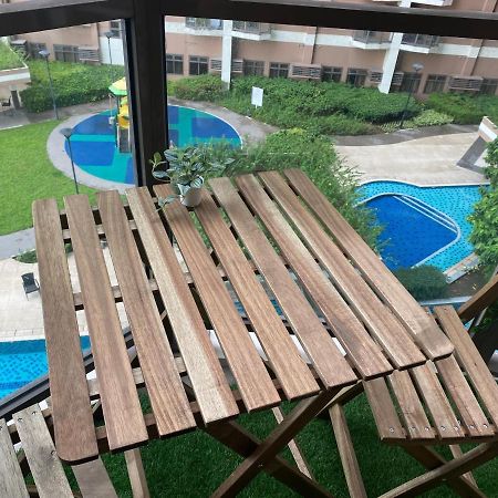 Le 10 The Radiance Manila Bay Aparthotel Pasay Exterior foto