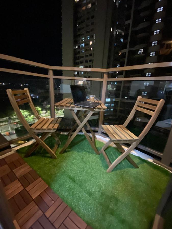 Le 10 The Radiance Manila Bay Aparthotel Pasay Exterior foto