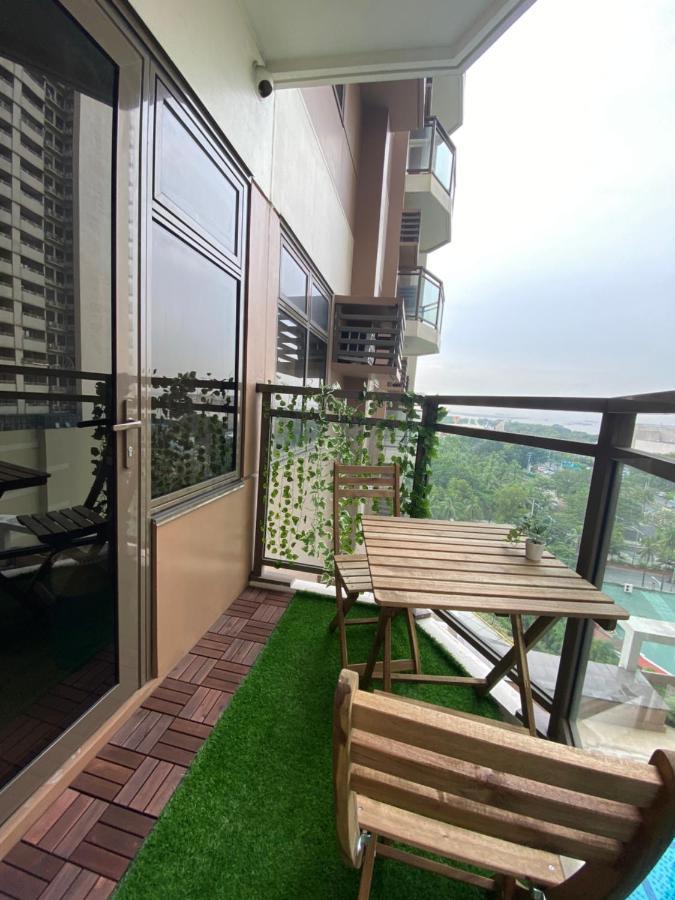 Le 10 The Radiance Manila Bay Aparthotel Pasay Exterior foto